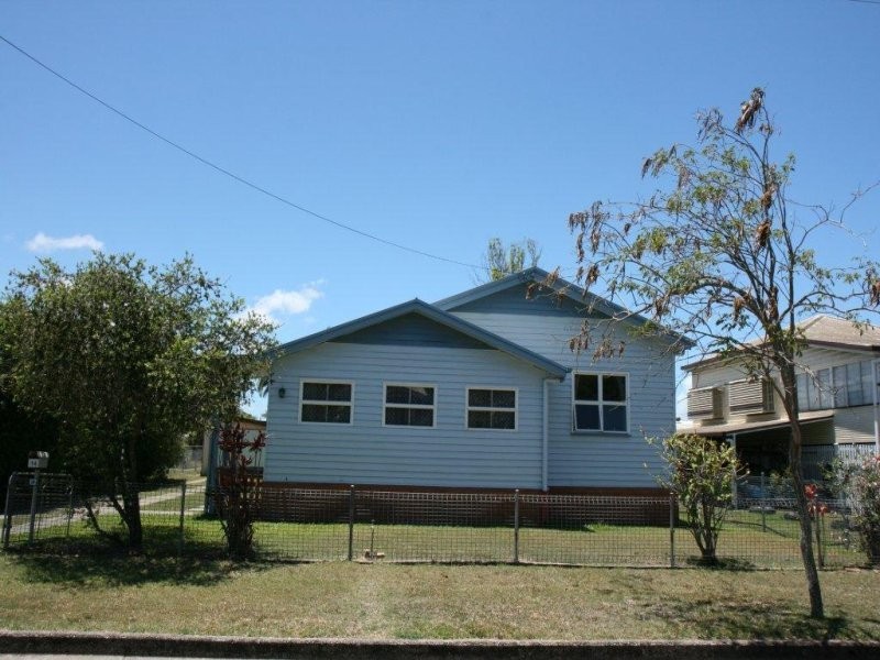 14 Tait Street, West Mackay QLD 4740
