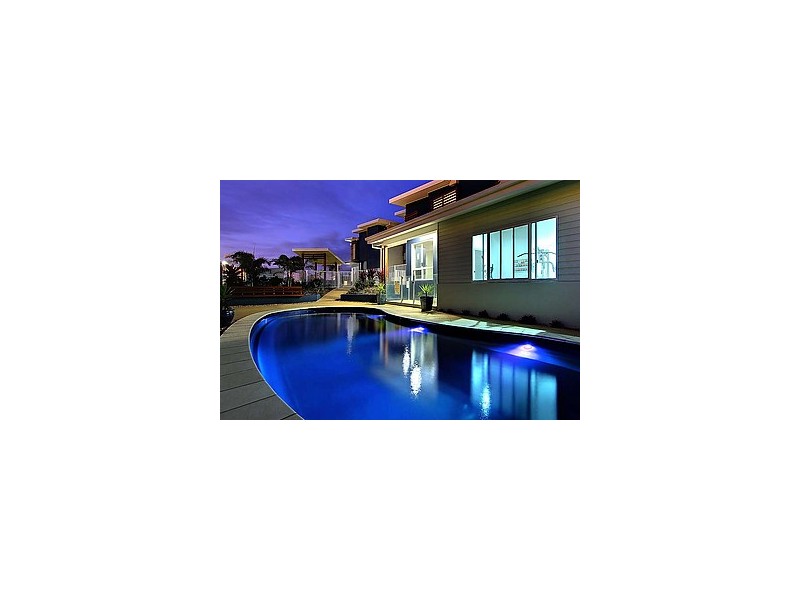 8/19 Marina Beach Pde, Mackay Harbour QLD 4740