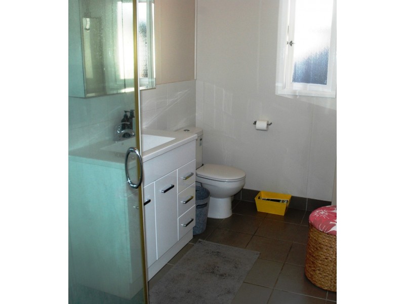 12 Pheasant St, Slade Point QLD 4740