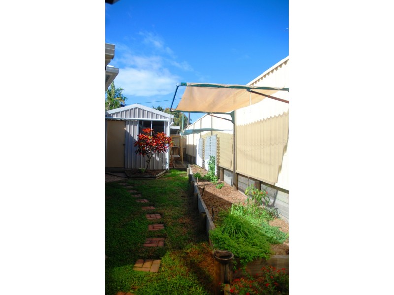 12 Pheasant St, Slade Point QLD 4740