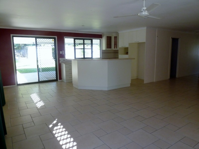 23 Burwood Close, Andergrove QLD 4740