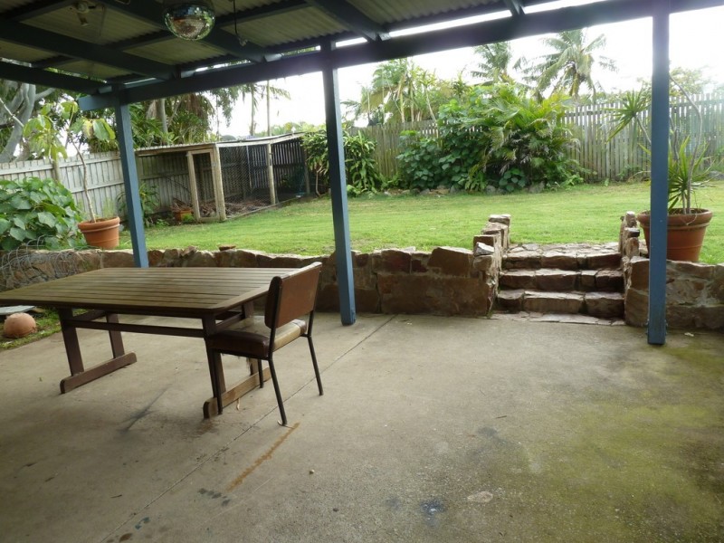 20 Kingfisher St, Slade Point QLD 4740