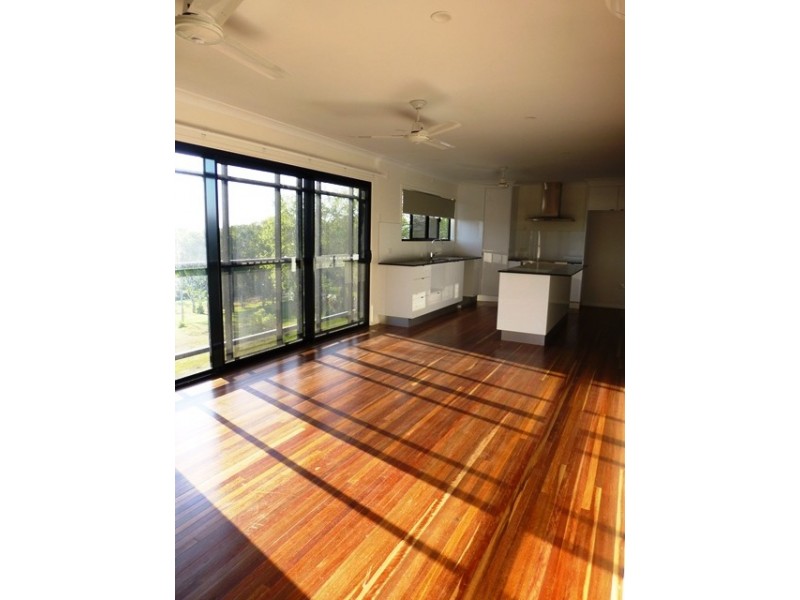 5 Ian Wood Drive, Dolphin Heads QLD 4740