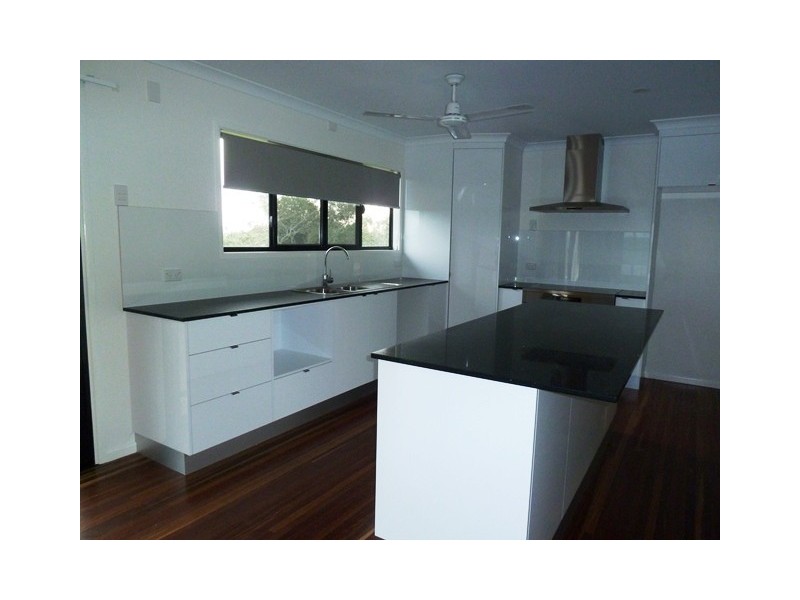 5 Ian Wood Drive, Dolphin Heads QLD 4740