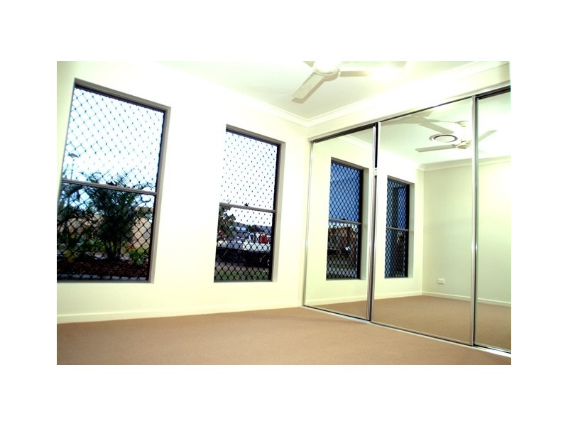 12 Rosemoor Court, Glenella QLD 4740