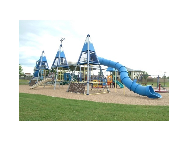 12 Rosemoor Court, Glenella QLD 4740