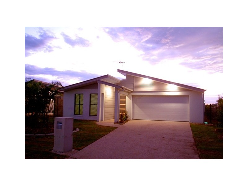 12 Rosemoor Court, Glenella QLD 4740