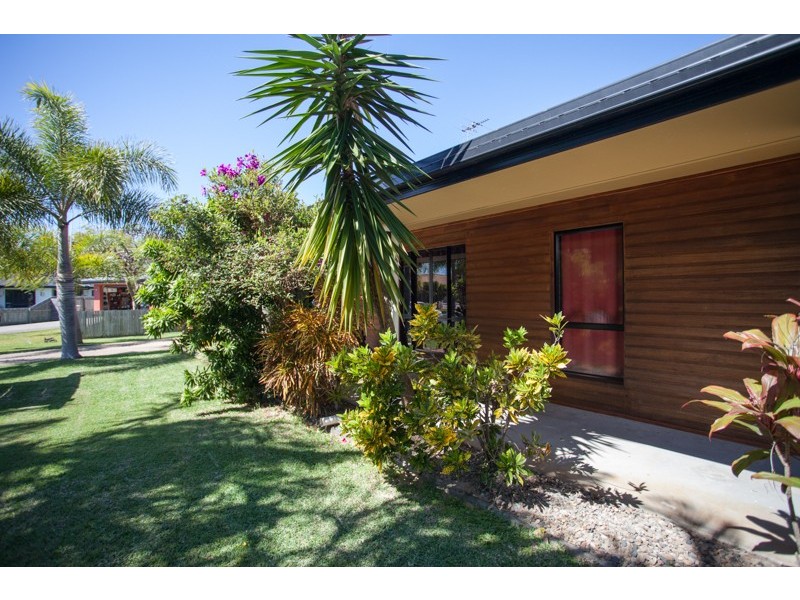 10 Corymbia Crt, Andergrove QLD 4740