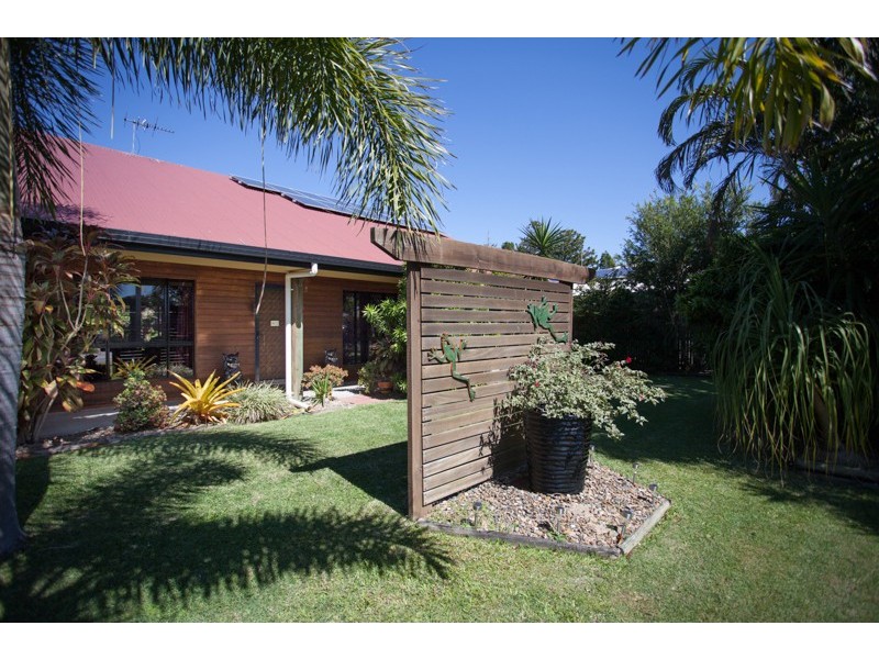 10 Corymbia Crt, Andergrove QLD 4740