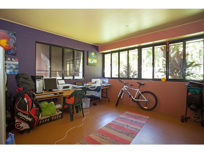 10 Corymbia Crt, Andergrove QLD 4740