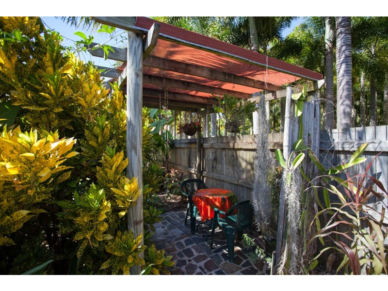 10 Corymbia Crt, Andergrove QLD 4740