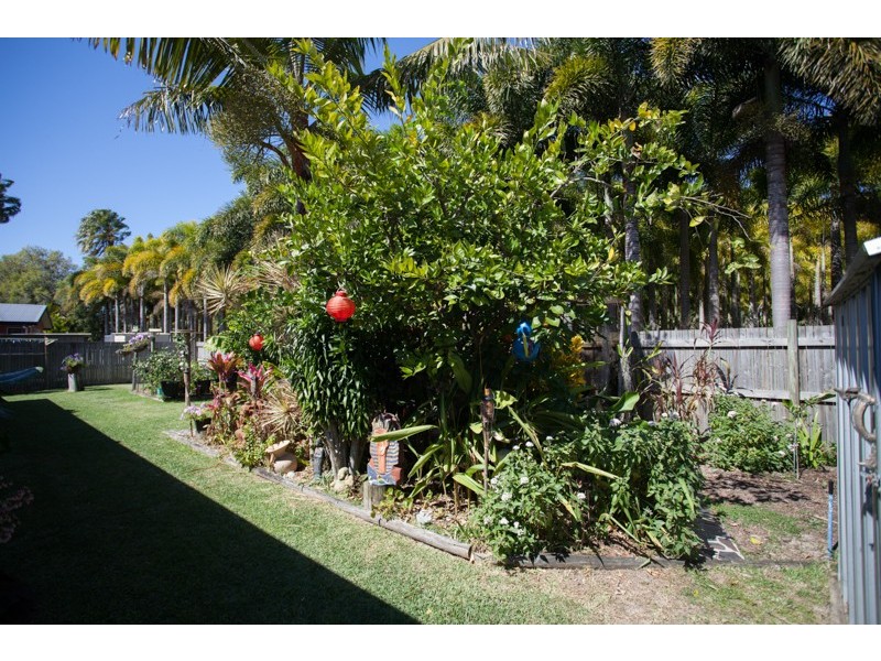 10 Corymbia Crt, Andergrove QLD 4740