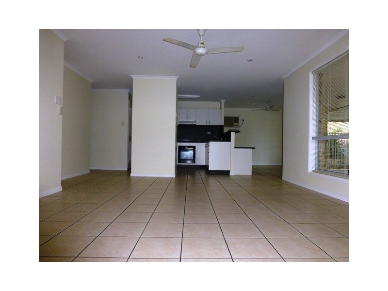 38 Sweeney Crt, Glenella QLD 4740