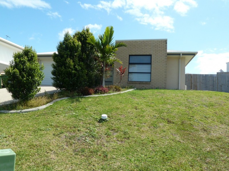 20 McIlwraith Way, Rural View QLD 4740