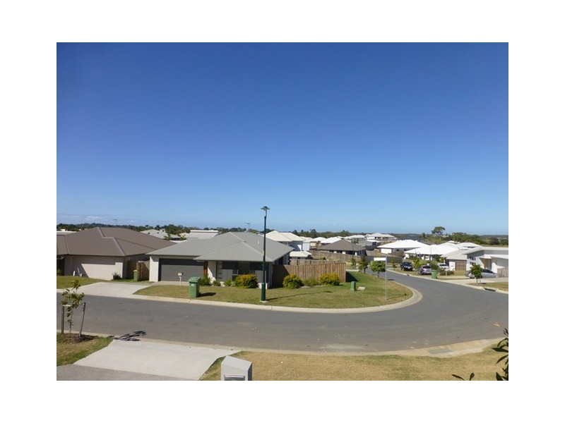 23 Hinze Crt, Rural View QLD 4740