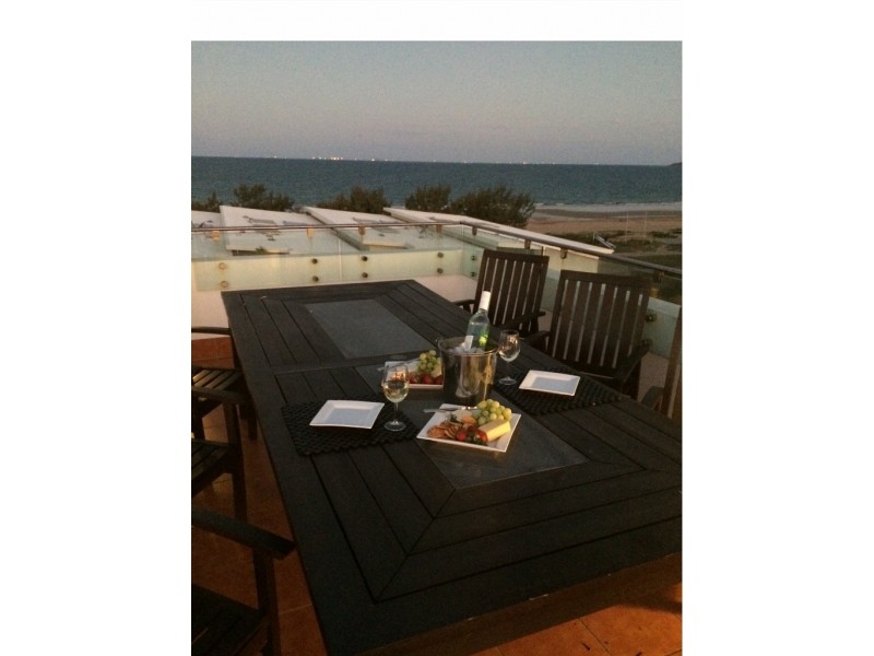 Apartment 4 Santorini Tower, Mackay Harbour QLD 4740