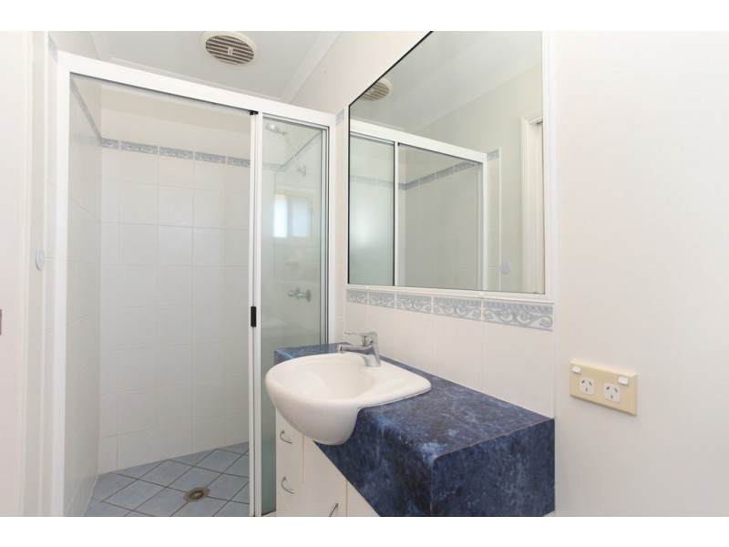 9 Bluewater Court, Bucasia QLD 4750