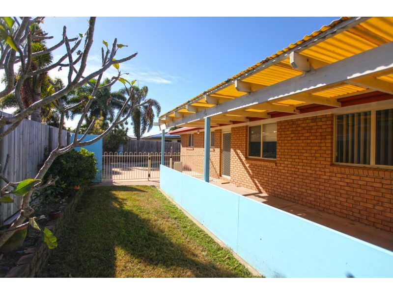 9 Bluewater Court, Bucasia QLD 4750