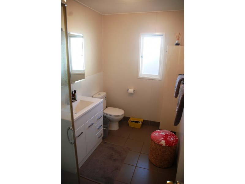 12 Pheasant St, Slade Point QLD 4740