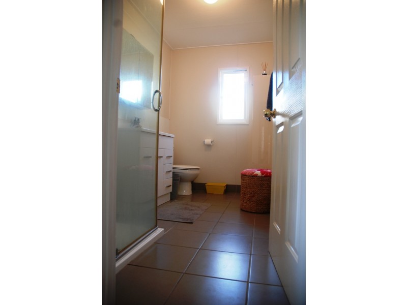 12 Pheasant St, Slade Point QLD 4740