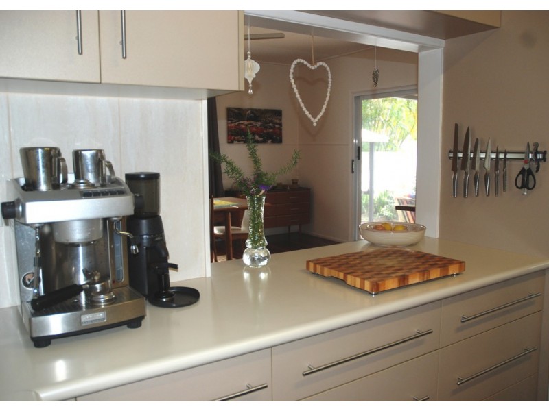 12 Pheasant St, Slade Point QLD 4740