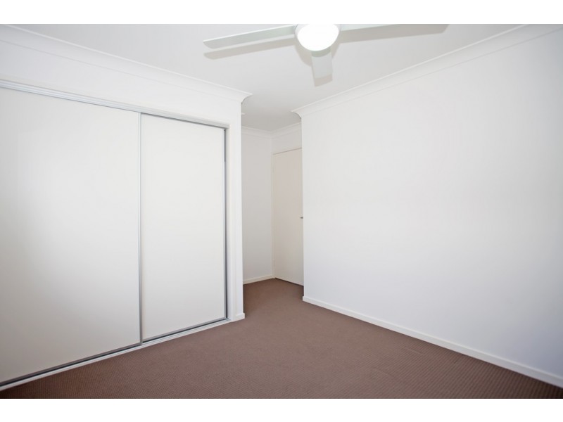 7 Majesty Street, Rural View QLD 4740