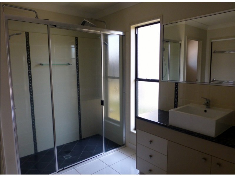 31 Canecutters Drive, Ooralea QLD 4740