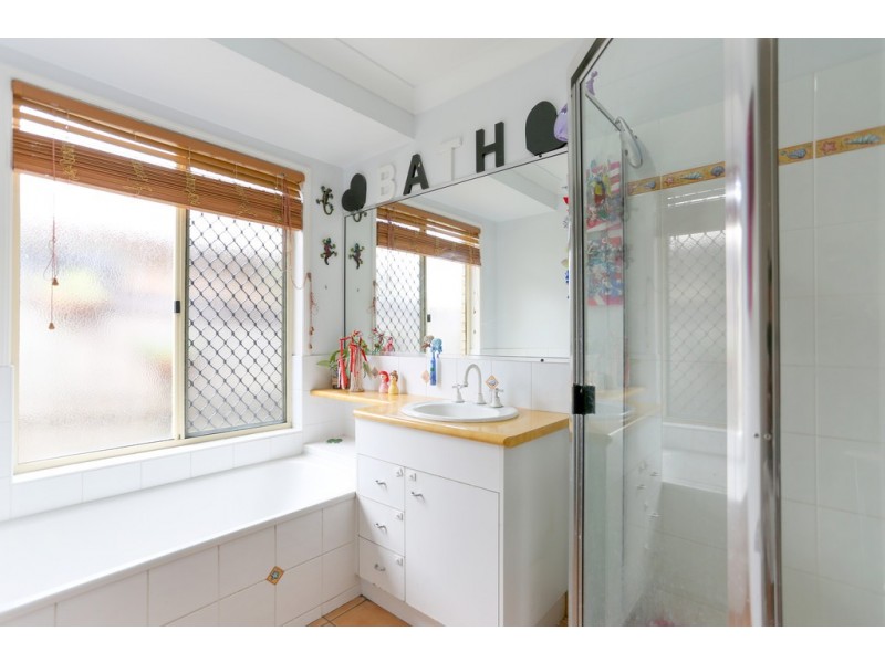 8 Etwell St, Walkerston QLD 4751