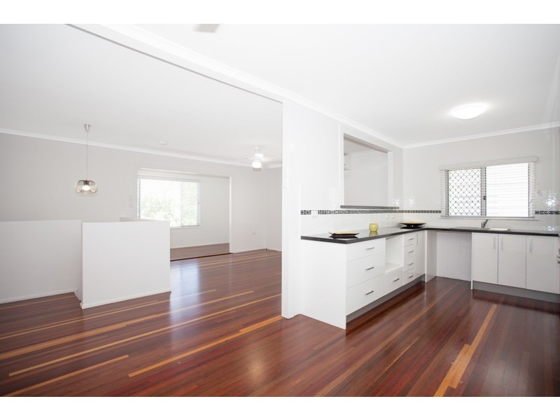 55 Bedford Rd, Andergrove QLD 4740