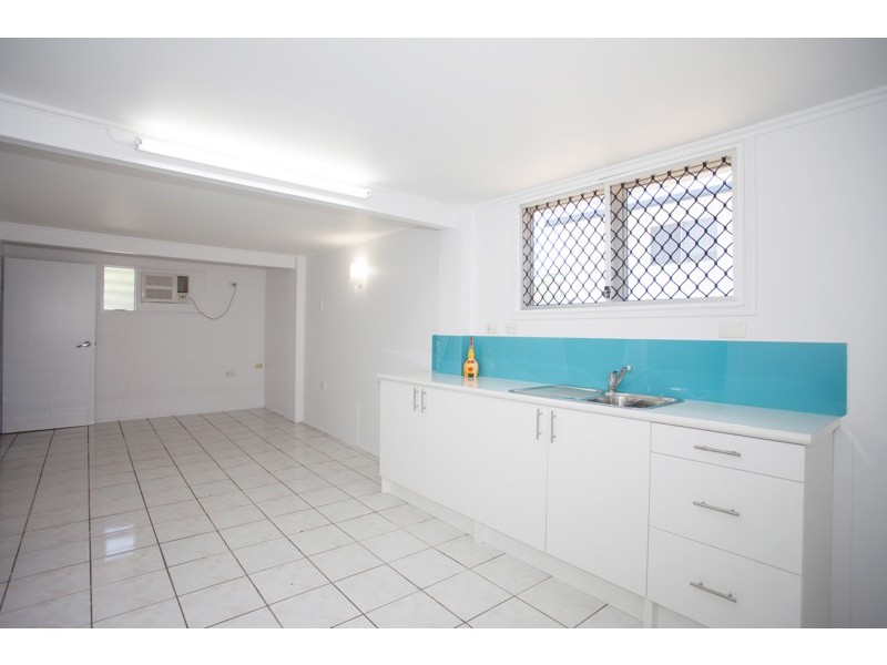 55 Bedford Rd, Andergrove QLD 4740