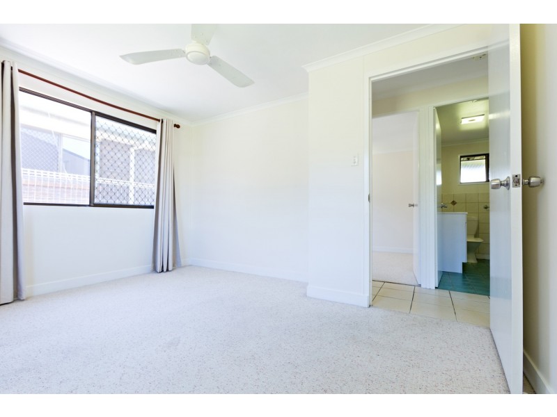 14 Hillside Tce, Mount Pleasant QLD 4740