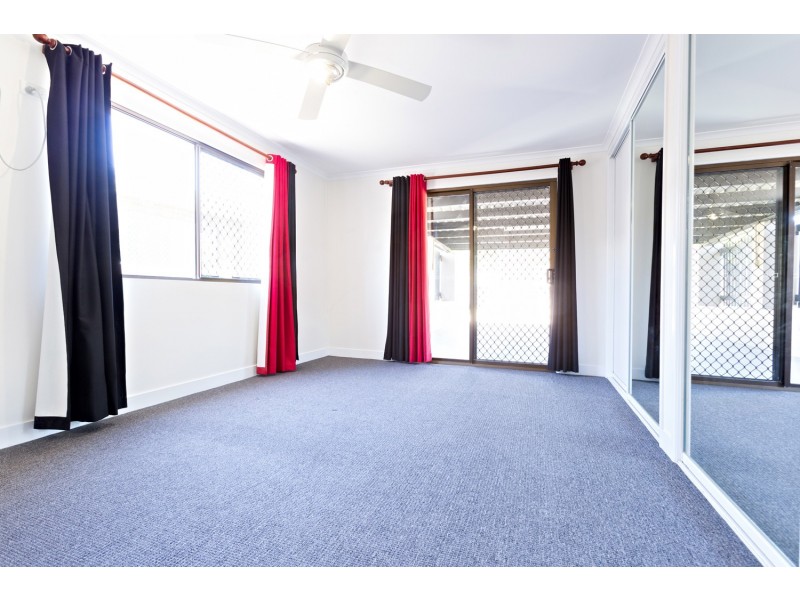 14 Hillside Tce, Mount Pleasant QLD 4740