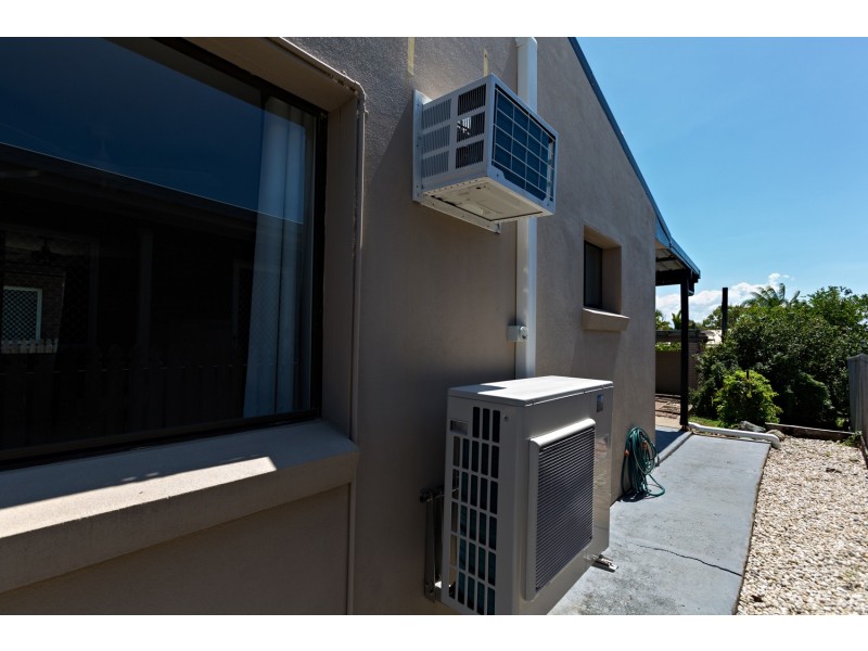 14 Hillside Tce, Mount Pleasant QLD 4740