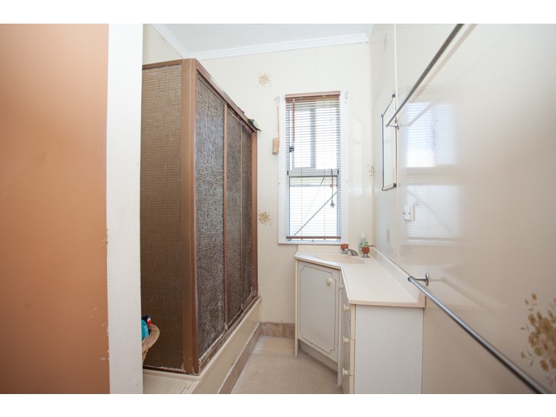 30 Hart St, South Mackay QLD 4740