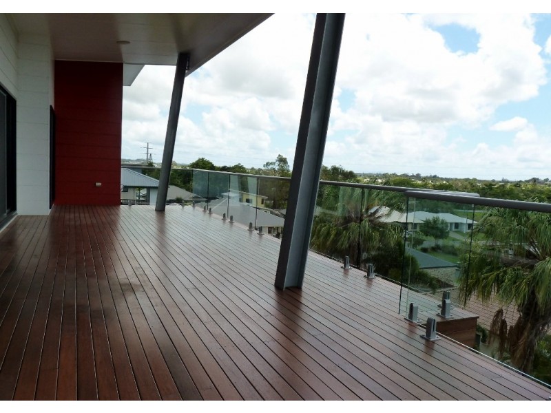 73 Cinnamon Drive, Glenella QLD 4740
