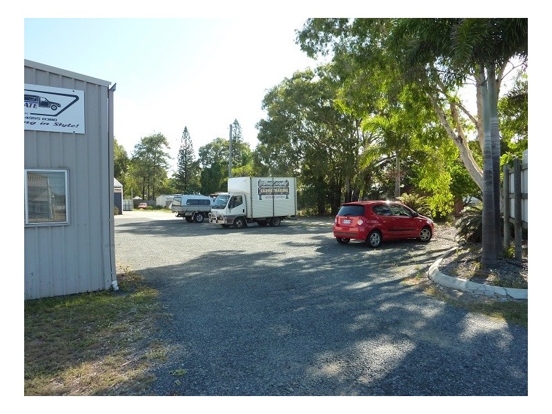 1/2 David Muir Street, Slade Point QLD 4740