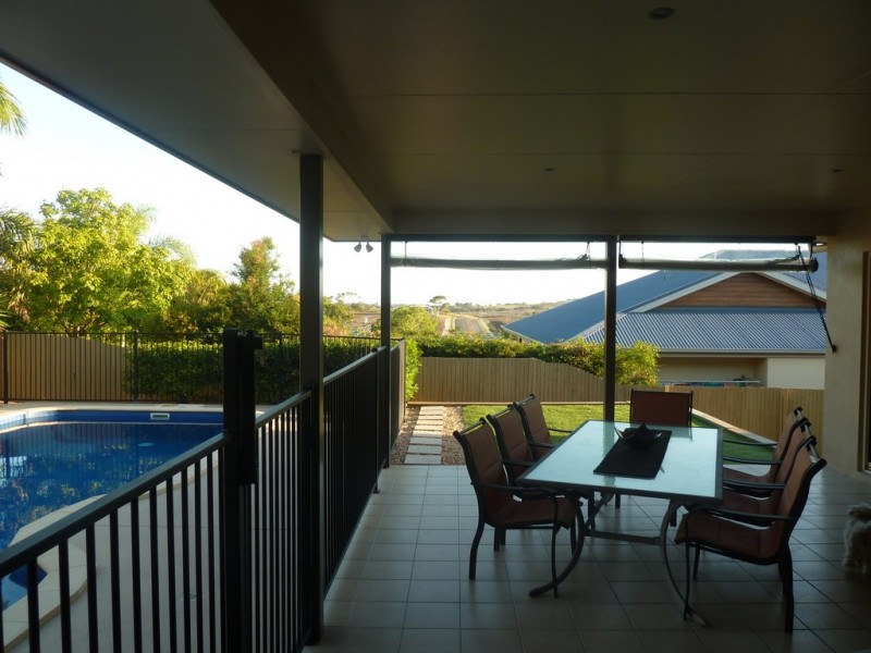 7 Gillies Court, Rural View QLD 4740