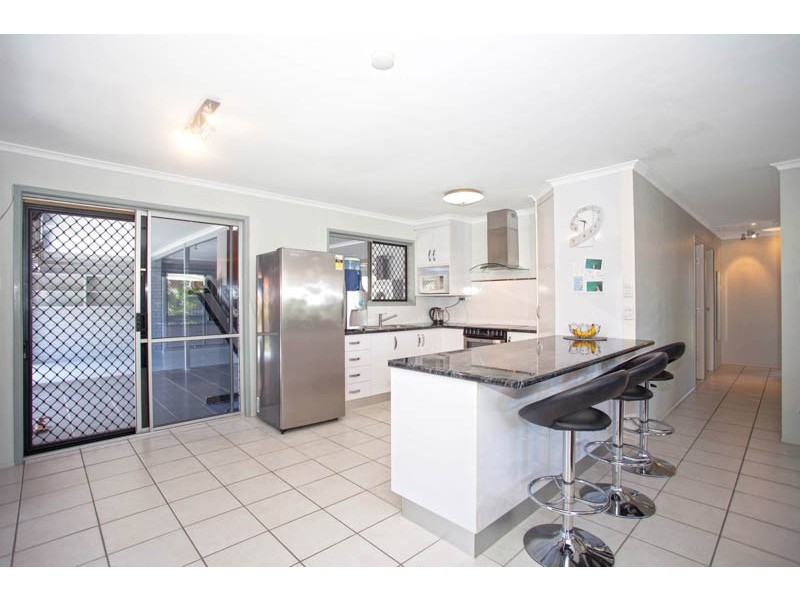 1 Nicklin Drive, Beaconsfield QLD 4740