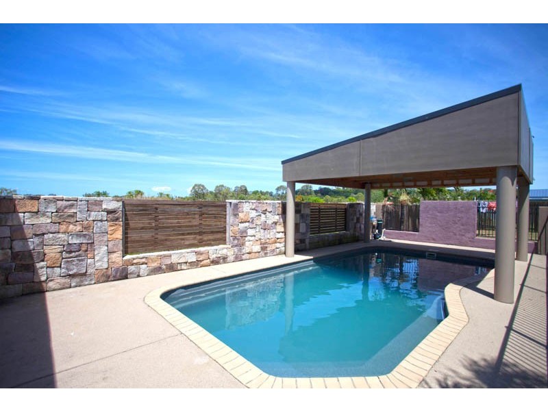 96 Busuttin Drive, Eimeo QLD 4740