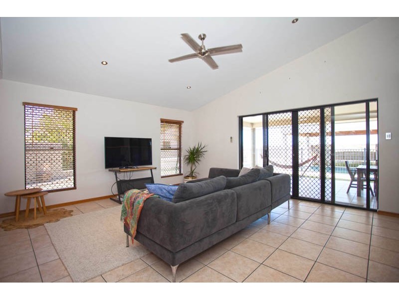 96 Busuttin Drive, Eimeo QLD 4740