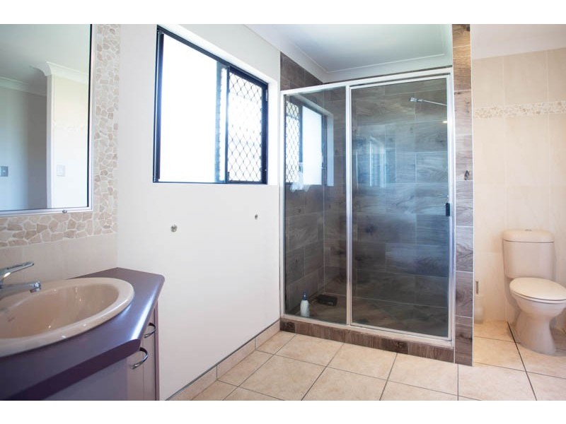 96 Busuttin Drive, Eimeo QLD 4740
