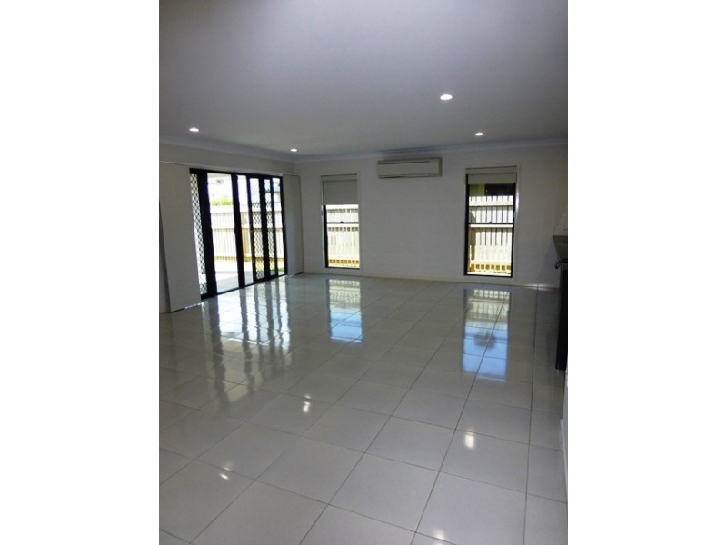 1 Drury Street, Bakers Creek QLD 4740