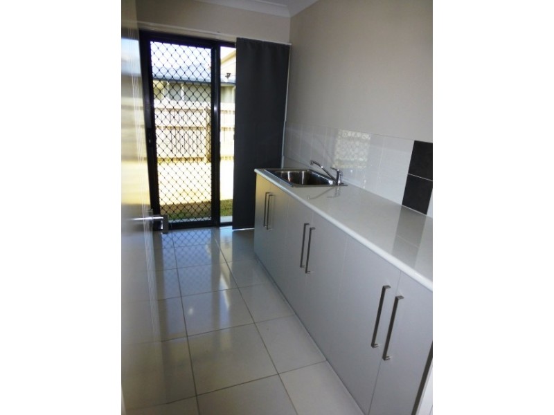 1 Drury Street, Bakers Creek QLD 4740