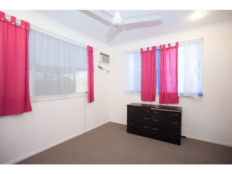 37 Royal Sands Blvd, Bucasia QLD 4750