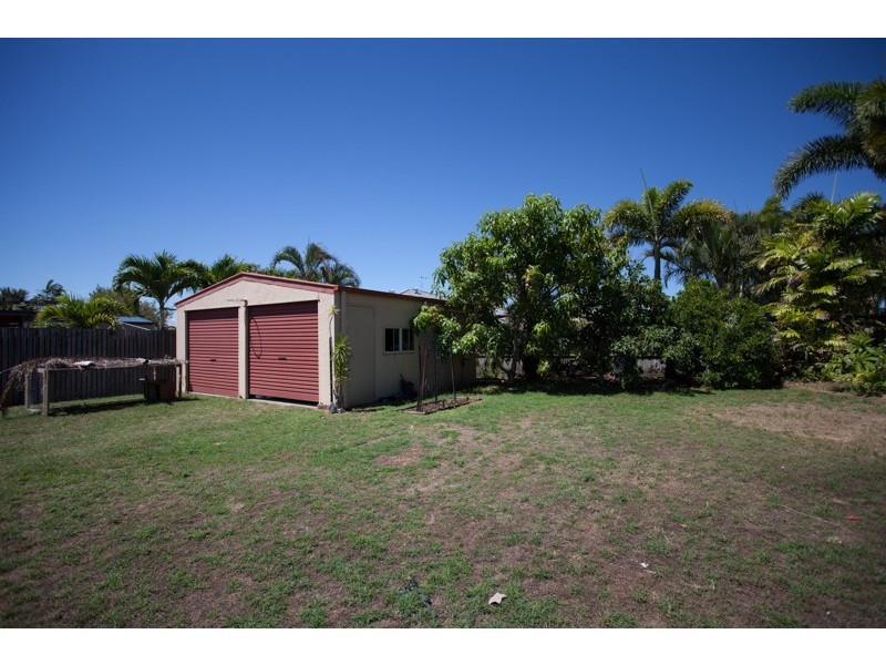 37 Royal Sands Blvd, Bucasia QLD 4750