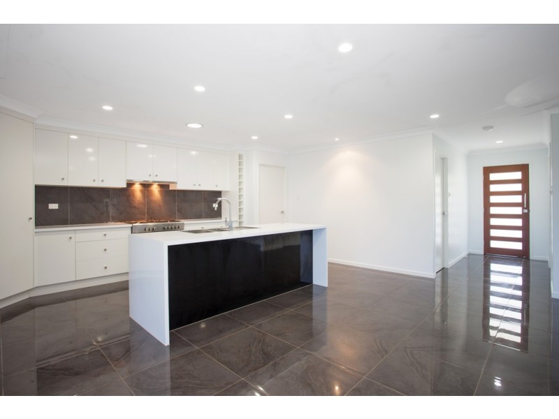 28 Bachelor Court, Marian QLD 4753