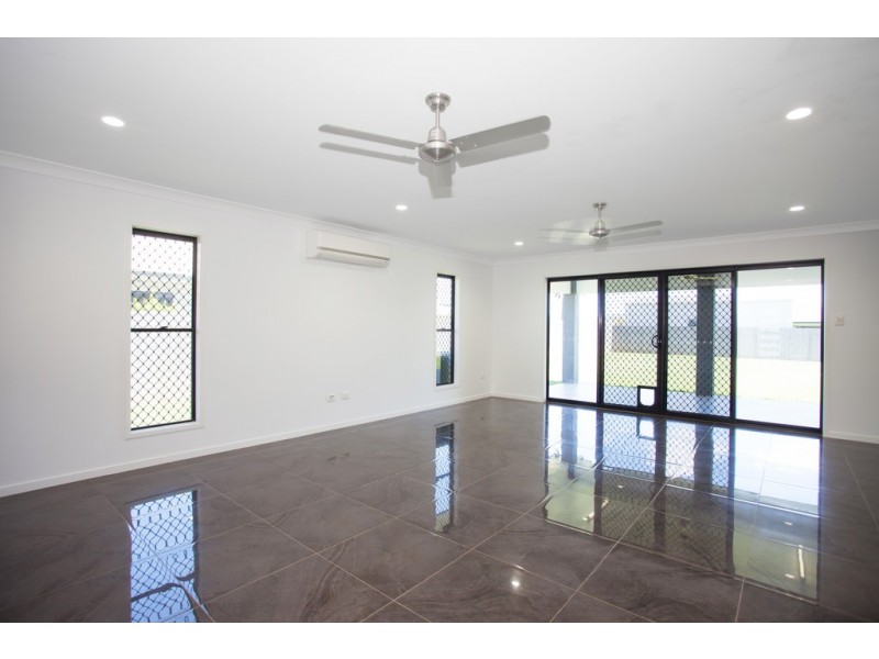 28 Bachelor Court, Marian QLD 4753