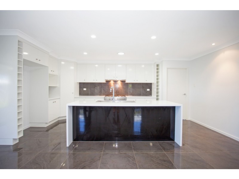 28 Bachelor Court, Marian QLD 4753