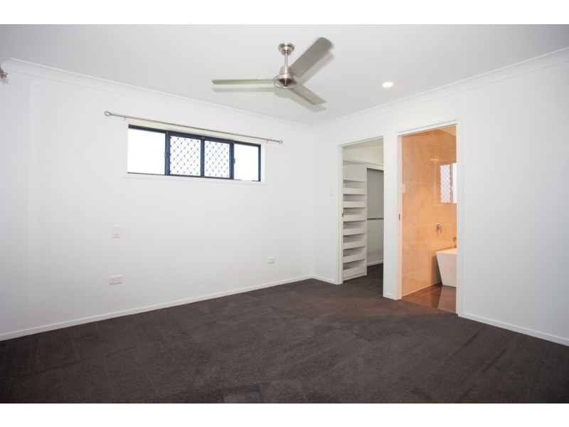 28 Bachelor Court, Marian QLD 4753
