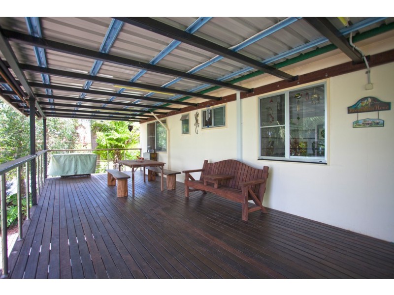 8 Stott Street, Bucasia QLD 4750